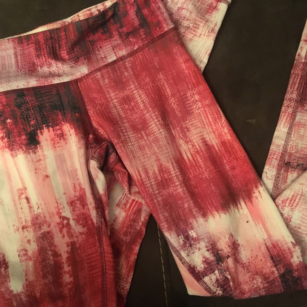 Alo Yoga leggings pink airbrush